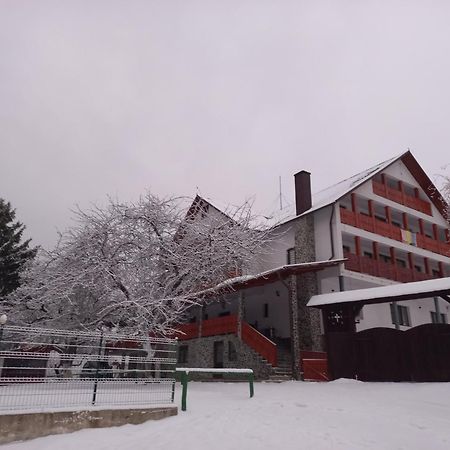Casa De Vacanta Perla Colibitei Colibiţa Esterno foto