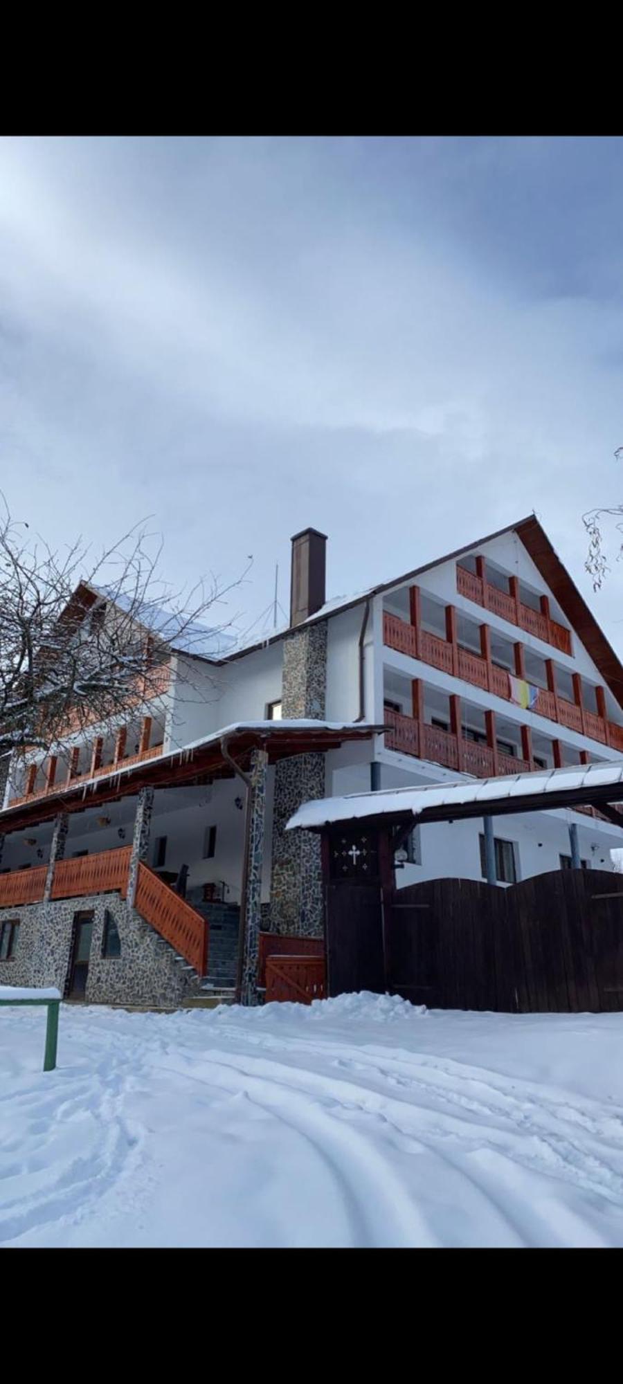 Casa De Vacanta Perla Colibitei Colibiţa Esterno foto